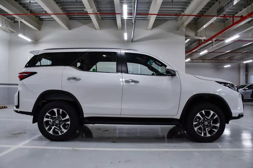 Giá lăn bánh xe Toyota Fortuner - Khuyến mãi Toyota Fortuner