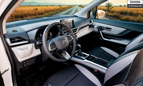 Ghe Lai Toyota Veloz