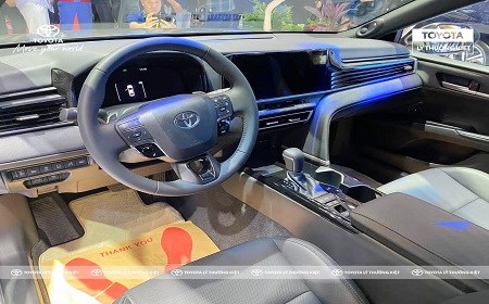 Noi That Toyota Camry 2025