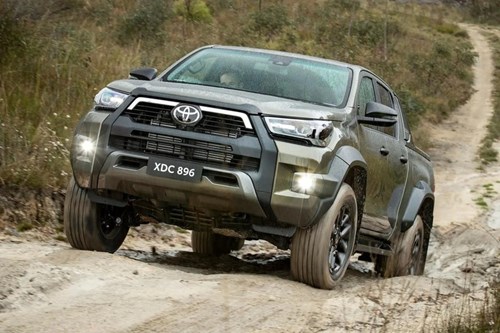 Bộ Đôi Toyota Sắp Ra Mắt Trong Tháng 5 Có Gì Để Cạnh Tranh Với Đối Thủ?