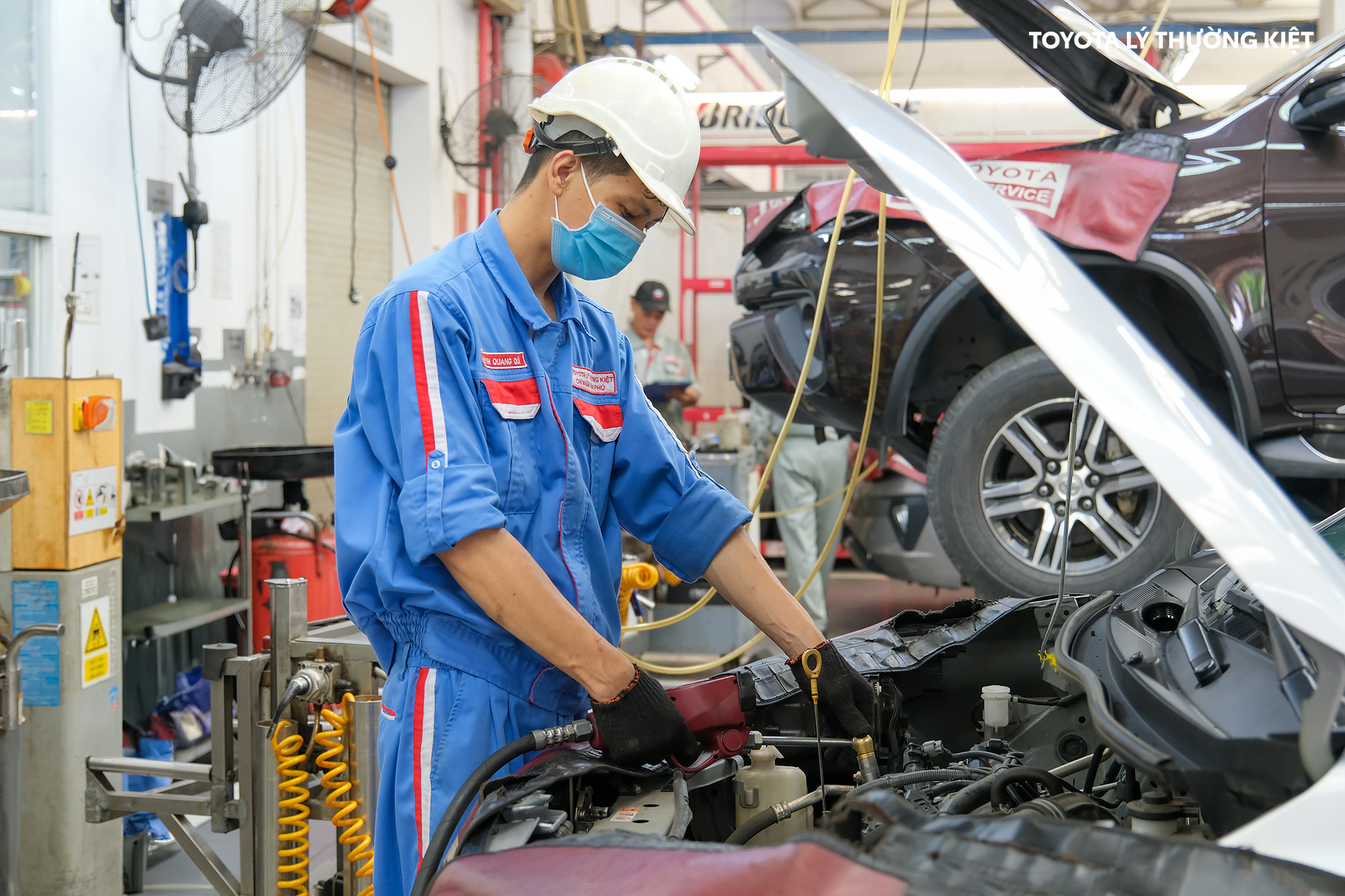 Dịch Vụ Chuyên Nghiệp Tại Toyota Lý Thường Kiệt