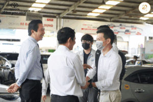 Read More About The Article Toyota Lý Thường Kiệt Đón Tiếp Ban Lãnh Đạo Tmv, Tmap Và Ttisv Đến Thăm Và Làm Việc