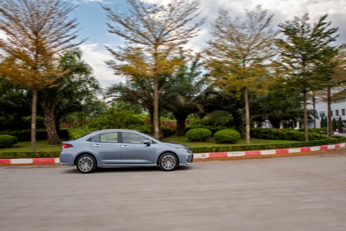 Ra Mắt Toyota Corolla Altis 2022 Hoàn Toàn Mới