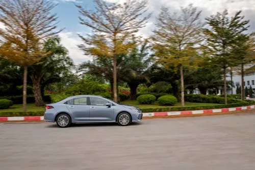 Ra Mắt Toyota Corolla Altis 2022 Hoàn Toàn Mới