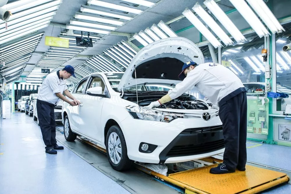 Thành Tựu Toyota 2000