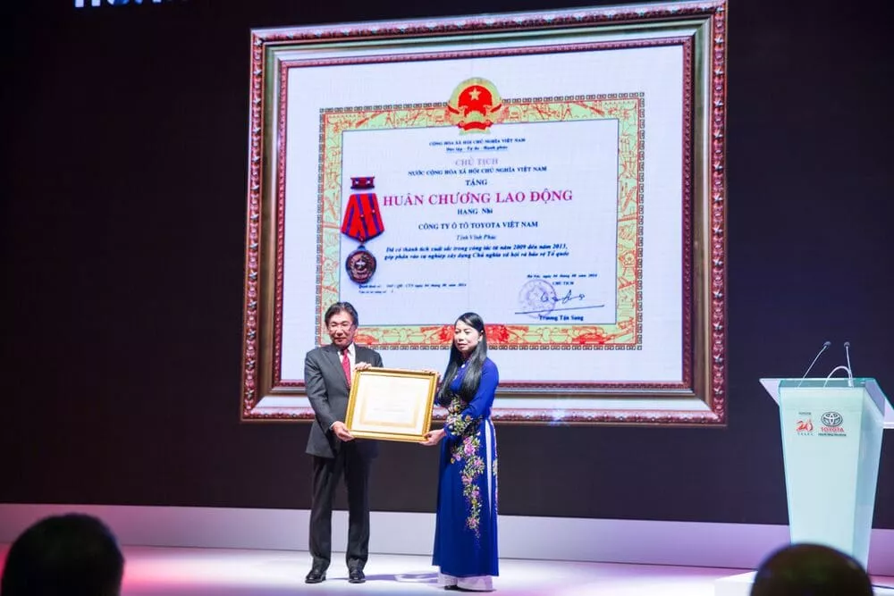 Thành Tựu Toyota 2015