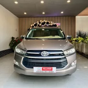 Toyota Innova 2.0E 2019