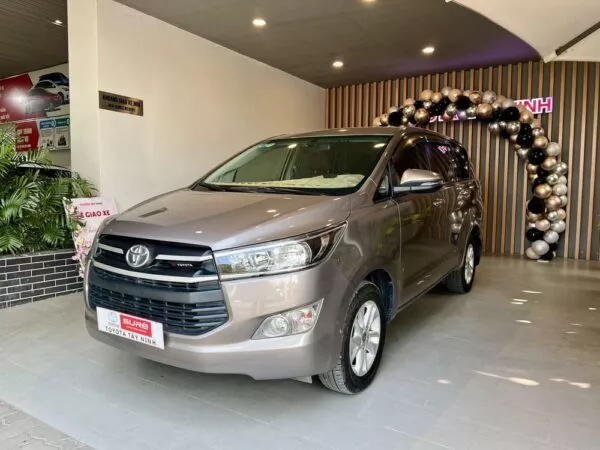 Toyota Innova 2.0E 2019 - Ảnh 3